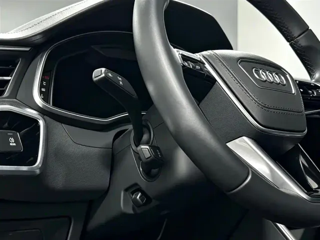 Audi A6L — Фото автомобиля 12