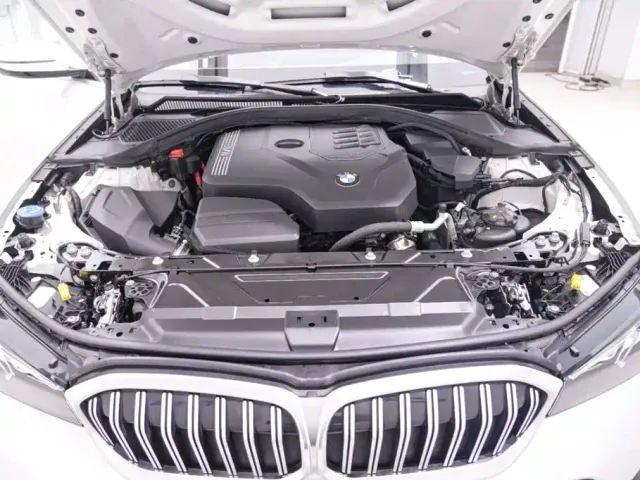 BMW 3 Series — Фото автомобиля 21