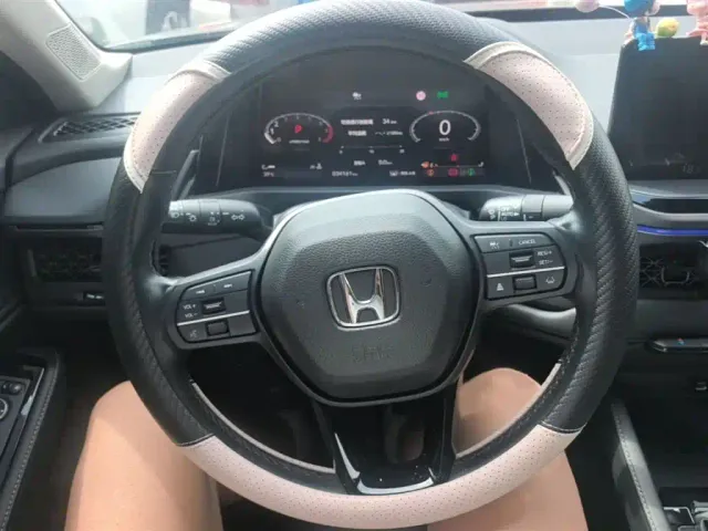 Honda Accord — Фото автомобиля 15