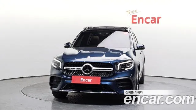 Mercedes-Benz GLB-Class — Фото автомобиля 3