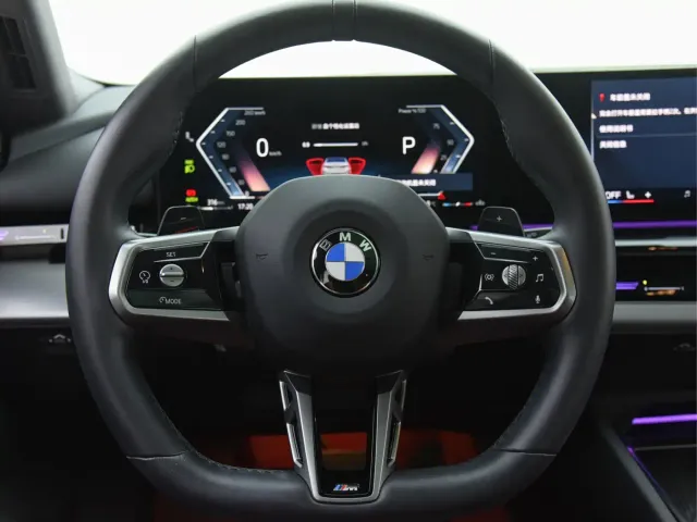 BMW 5 Series — Фото автомобиля 7