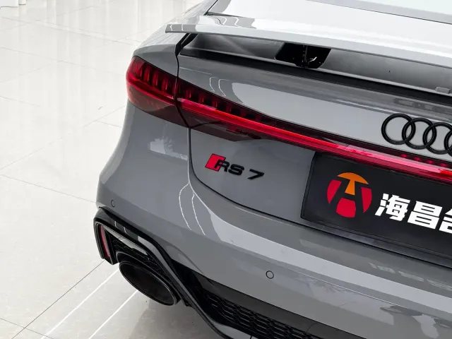 Audi Audi RS 7 2024 RS 7 4.0T Sportback Performance — Фото автомобиля 15