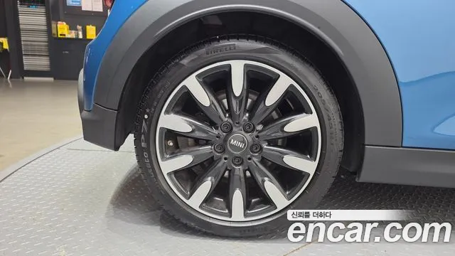 MINI Cooper — Фото автомобиля 5