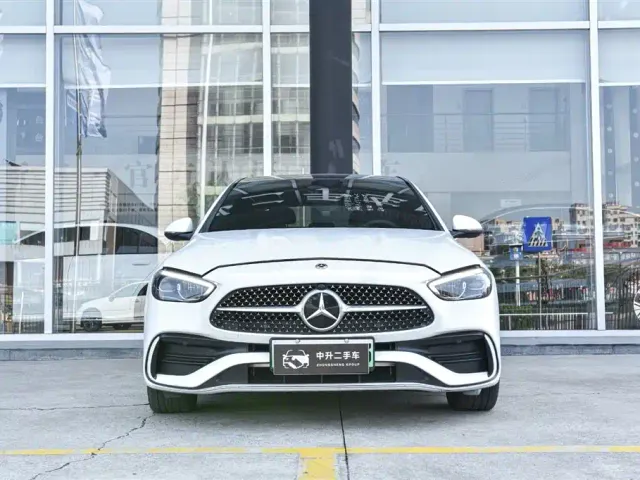 Mercedes-Benz C-Class — Фото автомобиля 3