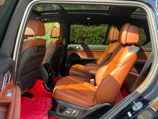 BMW X7 — Фото автомобиля 6