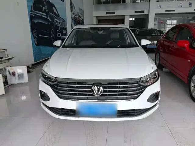 Volkswagen Lavida — Фото автомобиля 2