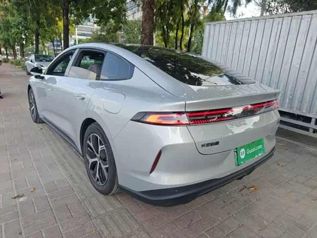 Changan Qiyuan A06 — Фото автомобиля 4