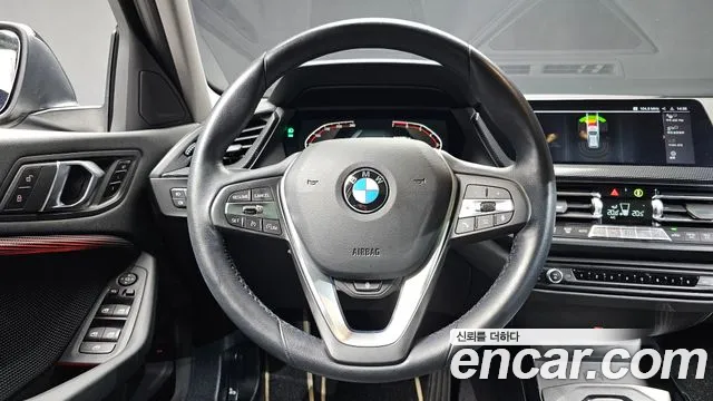 BMW 1-Series — Фото автомобиля 12