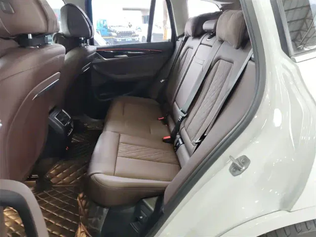 BMW X3 — Фото автомобиля 9