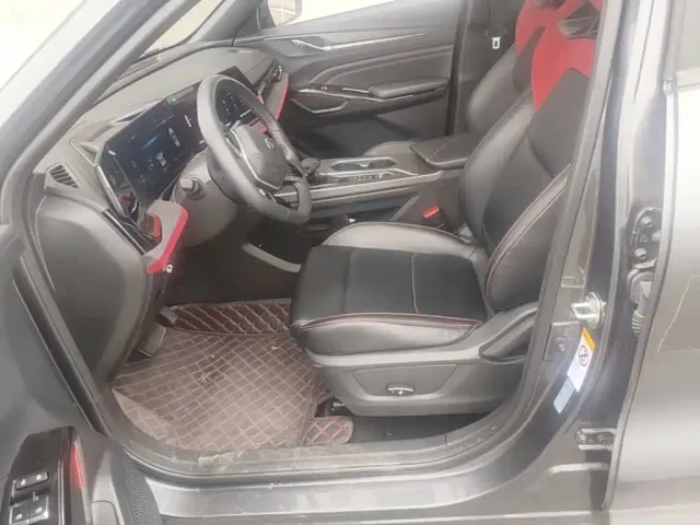 Changan X5 Plus — Фото автомобиля 14