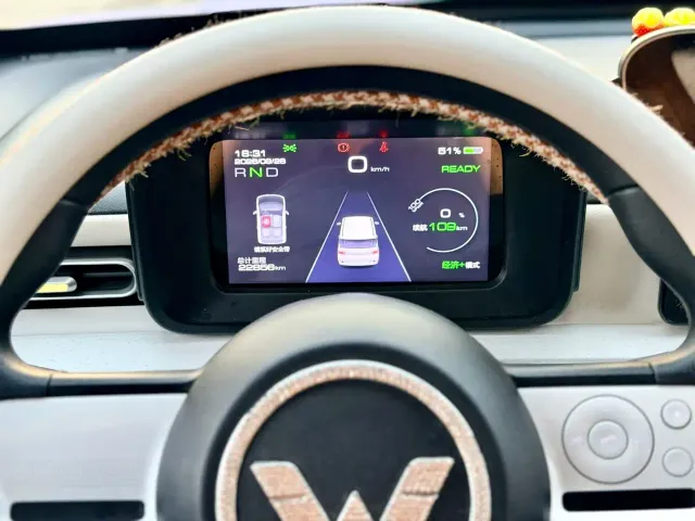 Wuling Hongguang Mini EV — Фото автомобиля 9