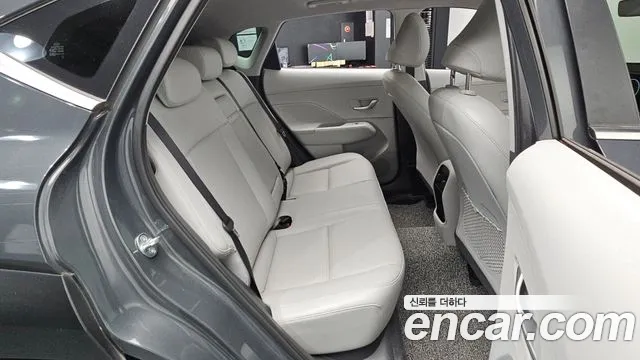 Hyundai Kona SX2 — Фото автомобиля 10