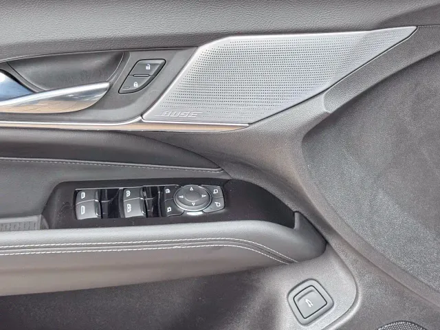 Cadillac CT4 — Фото автомобиля 15
