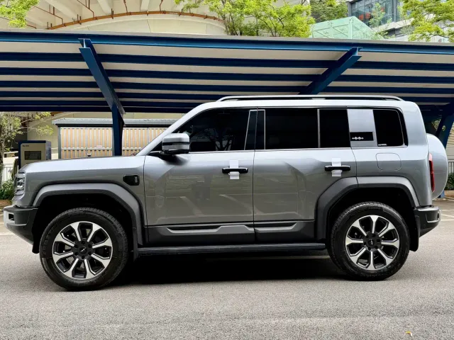 BYD FangChengBao Leopard 5 — Фото автомобиля 15