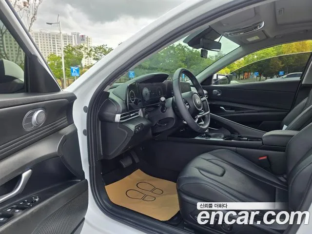 Hyundai AVANTE Новый Avante (CN7) — Фото автомобиля 14