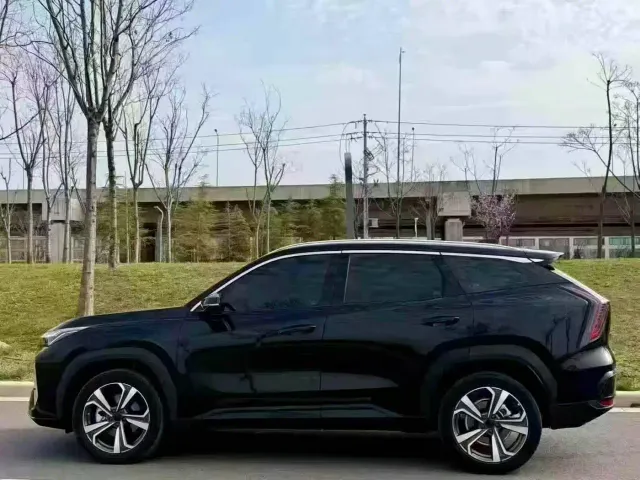 Geely Boyue L — Фото автомобиля 3