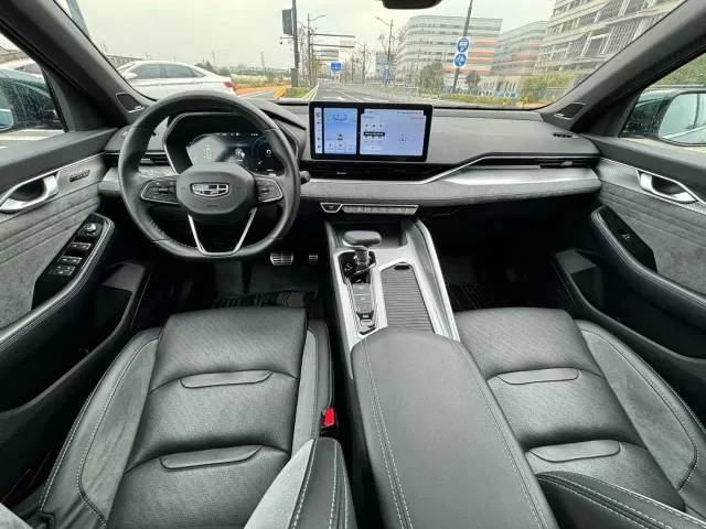 Geely Xingrui — Фото автомобиля 3