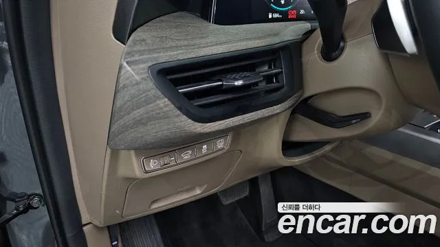 Kia K8 K8 Hybrid — Фото автомобиля 17