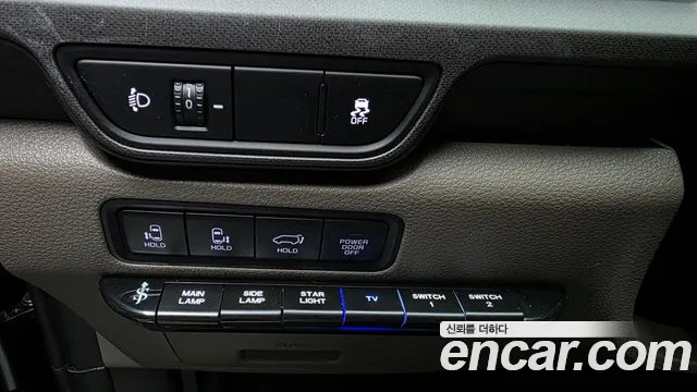 Kia Carnival — Фото автомобиля 30