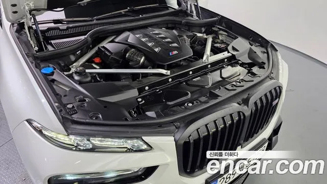 BMW X7 M60i xDrive M Sport 6 мест — Фото автомобиля 6