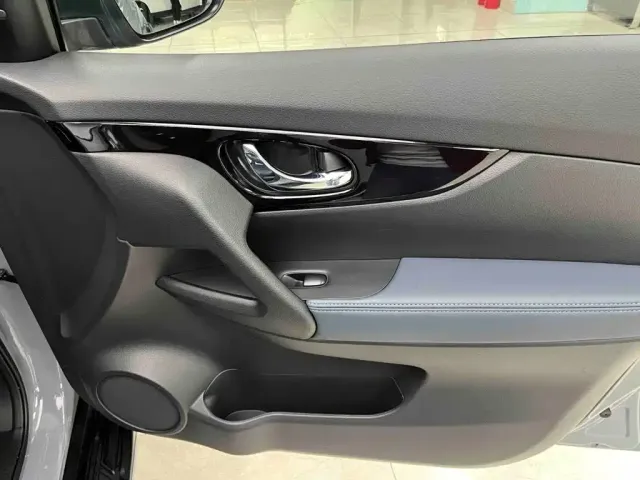 Nissan X-Trail — Фото автомобиля 16