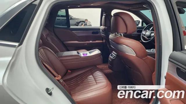 Genesis G90 — Фото автомобиля 9