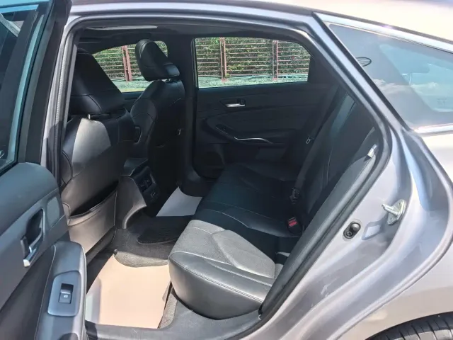 Toyota Avalon — Фото автомобиля 5