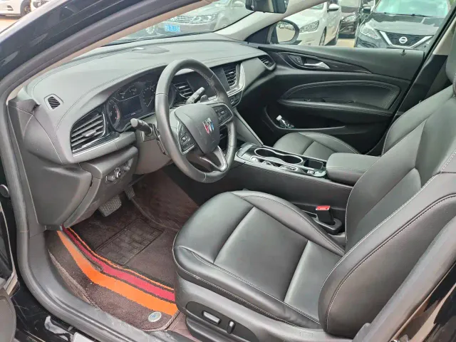 Buick Regal — Фото автомобиля 4