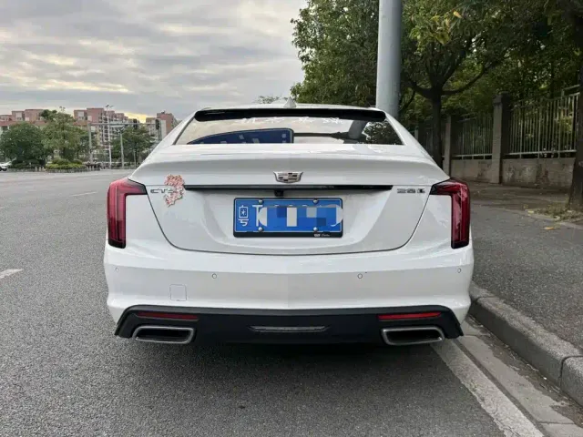 Cadillac CT5 — Фото автомобиля 8