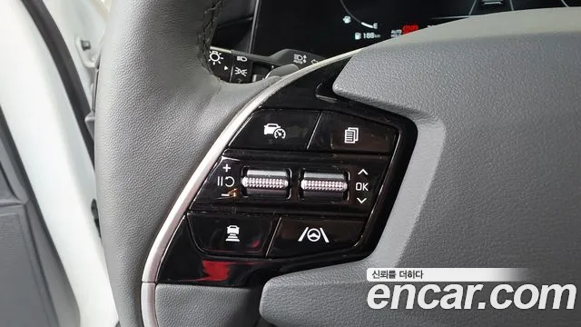 Kia Niro The All New Niro Signature — Фото автомобиля 14