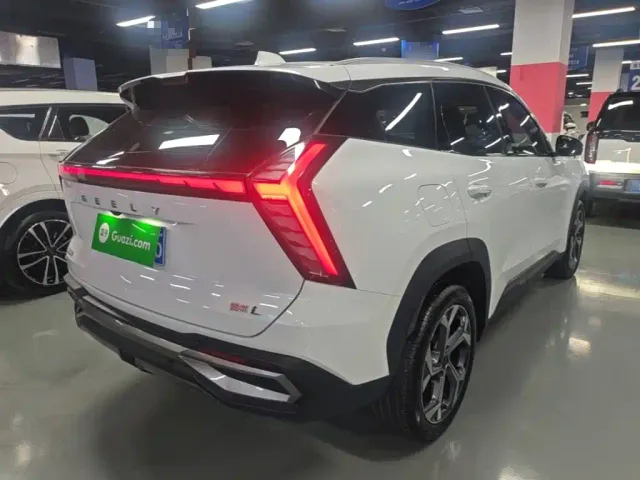 Geely Boyue L — Фото автомобиля 6