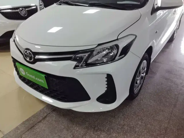Toyota Vios FS — Фото автомобиля 23