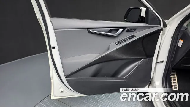 Kia Niro The All New Niro — Фото автомобиля 24