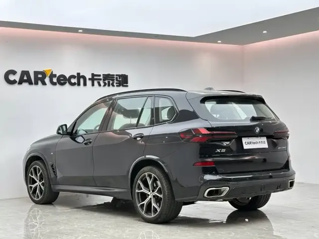 BMW X5 — Фото автомобиля 3
