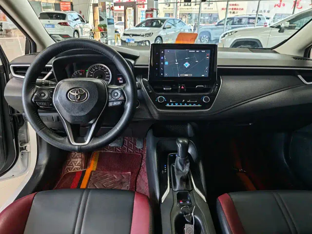 Toyota Corolla — Фото автомобиля 5
