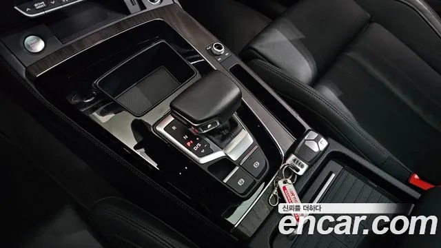 Audi Q5 45 TFSI quattro Sportback Premium — Фото автомобиля 8