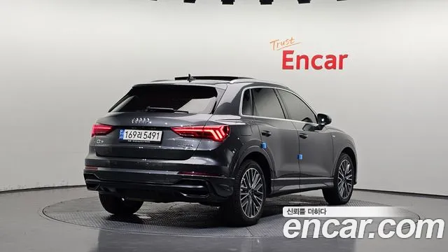 Audi Q3 35 TDI quattro Premium — Фото автомобиля 2
