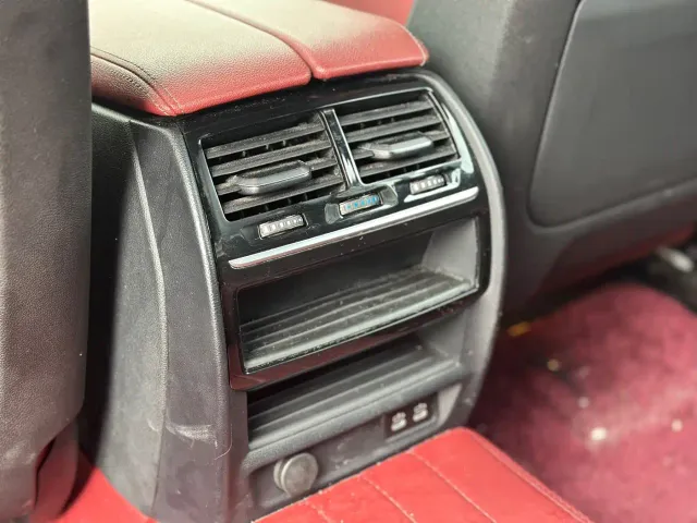 BMW 5 Series — Фото автомобиля 10