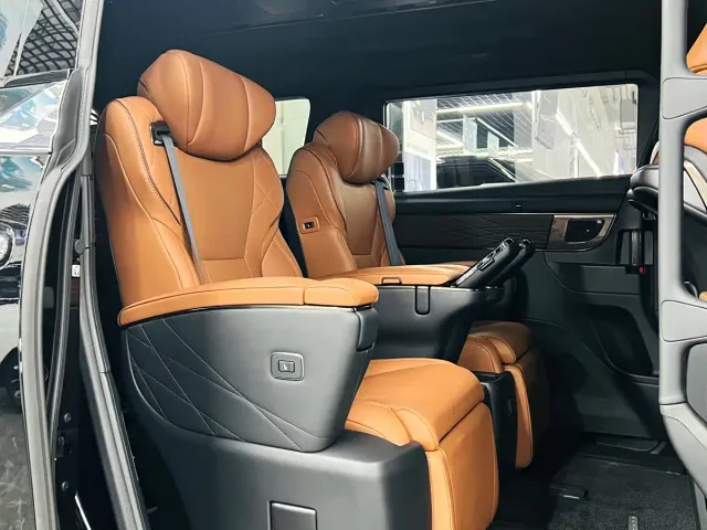 Toyota Alphard — Фото автомобиля 7