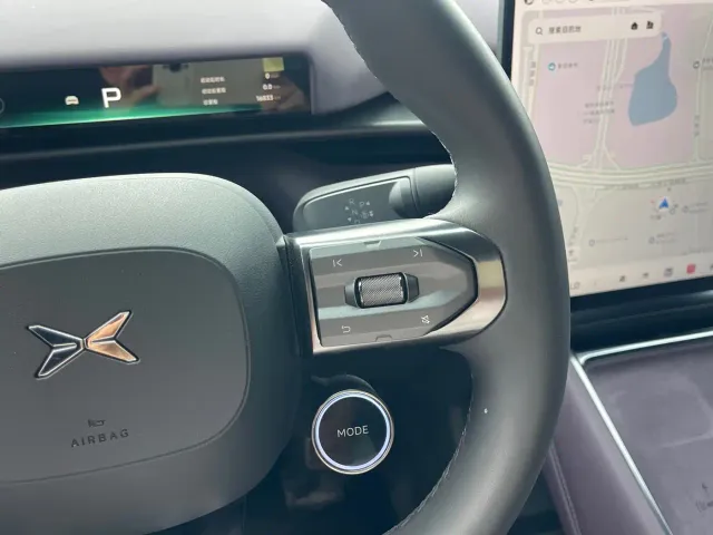 Xpeng P7 — Фото автомобиля 11