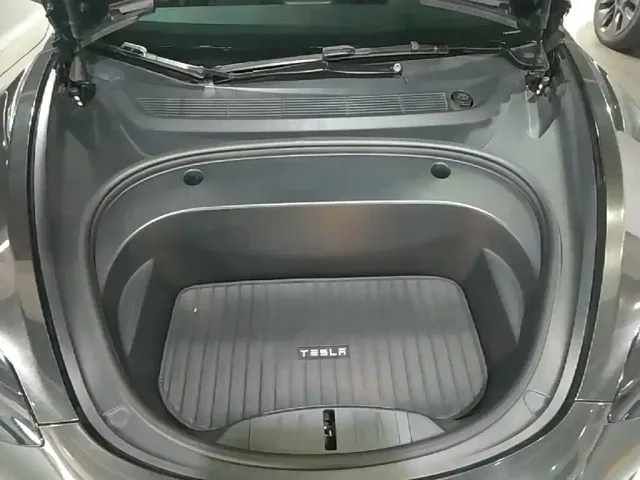 Tesla Model 3 2022 Performance High-Performance AWD — Фото автомобиля 19
