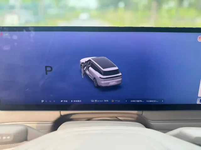 IM Motors LS9 — Фото автомобиля 10