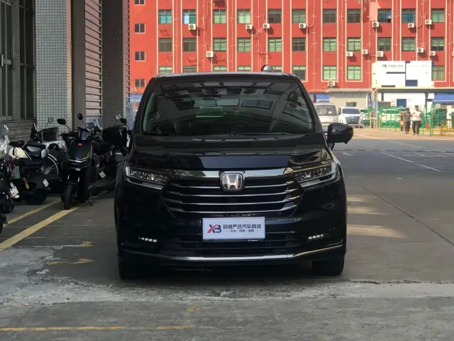 Honda Odyssey — Фото автомобиля 2