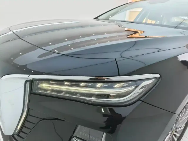 Hongqi H5 — Фото автомобиля 14