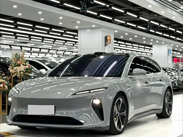 Фотография автомобиля — Nio ET5 Touring
