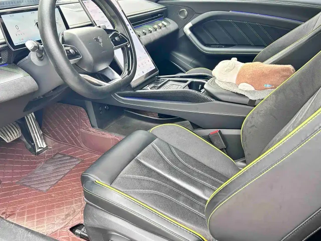 Nezha Auto Nezha GT 2023 560 Sport Edition — Фото автомобиля 15
