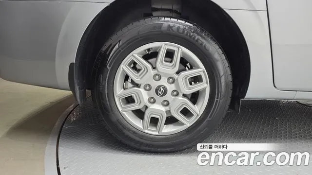 Hyundai Staria Staria L3.5 Карго 3 места — Фото автомобиля 4