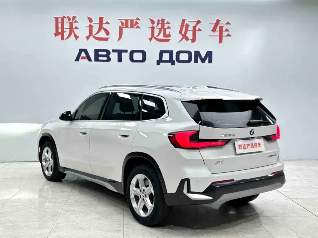 BMW X1 — Фото автомобиля 4