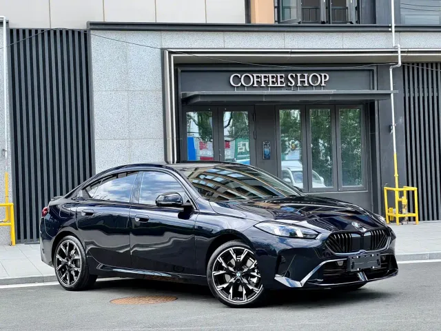 BMW 2 Series — Фото автомобиля 3