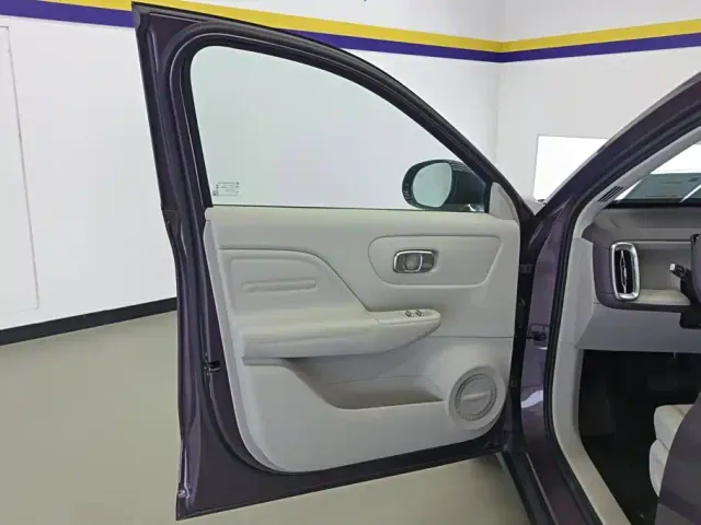 Leapmotor B10 — Фото автомобиля 7